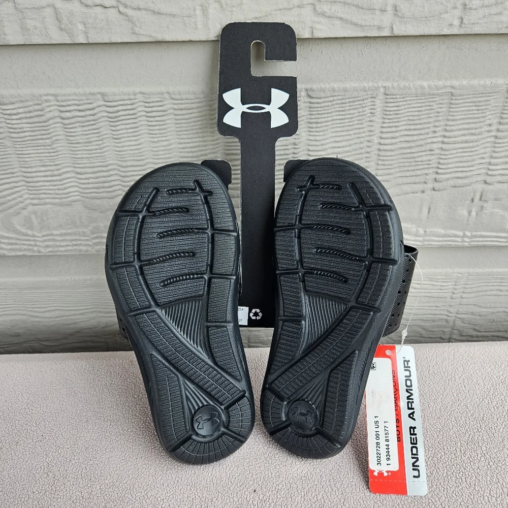 Under Armour UA Ignite VI Black Slide Sandals Boys Youth SZ 1Y Slip-On Sports